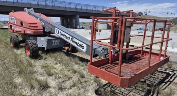 Caterpillar SKYJACK, dovoz USA — foto 3 z 4