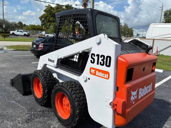 Bobcat S130, dovoz USA — foto 2 z 9