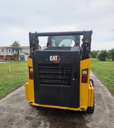 Caterpillar 259D3, dovoz USA — foto 5 z 10