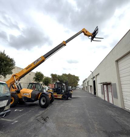 JCB 51202A4, dovoz USA — foto 7 z 12