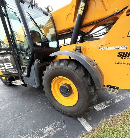 JCB 51202A4, dovoz USA — foto 8 z 12