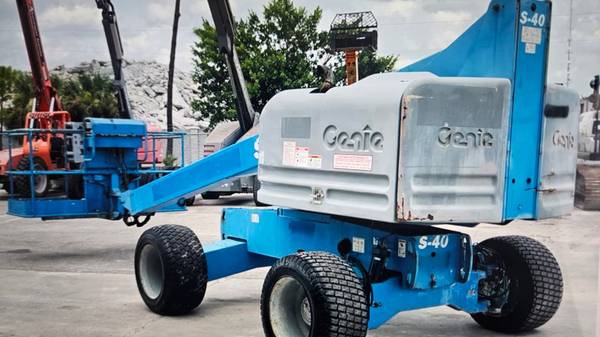 Genie S40, dovoz USA — foto 4 z 12