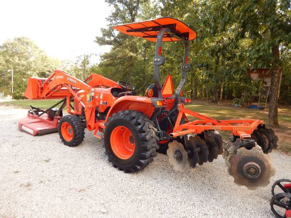 Kubota TRACTOR, dovoz USA — foto 2 z 12