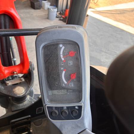 EXCAVATOR, dovoz USA — foto 12 z 12