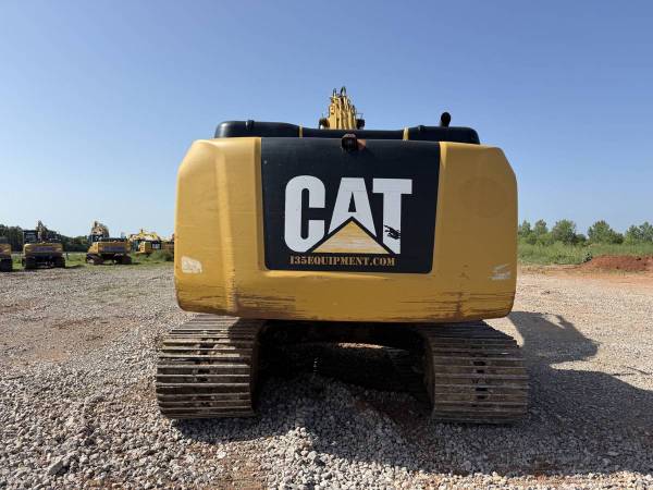 Caterpillar 323, dovoz USA — foto 6 z 12