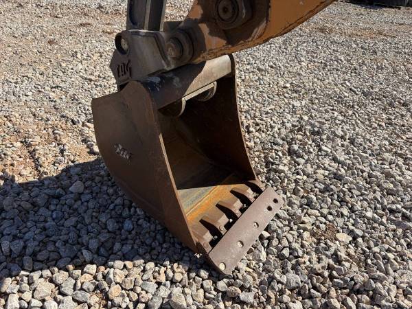 Caterpillar CASE, dovoz USA — foto 10 z 12