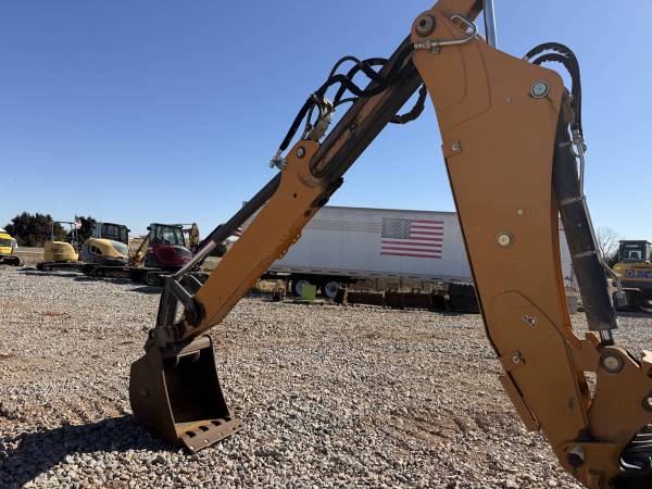 Caterpillar CASE, dovoz USA — foto 9 z 12