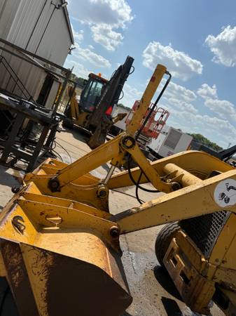 John Deere BACKHOE, dovoz USA — foto 3 z 12