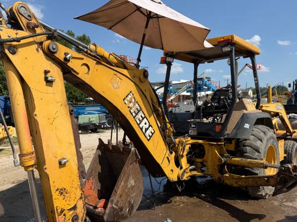 John Deere BACKHOE, dovoz USA — foto 7 z 12