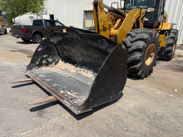 Caterpillar LOADER, dovoz USA — foto 11 z 12