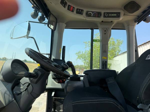 Caterpillar LOADER, dovoz USA — foto 6 z 12