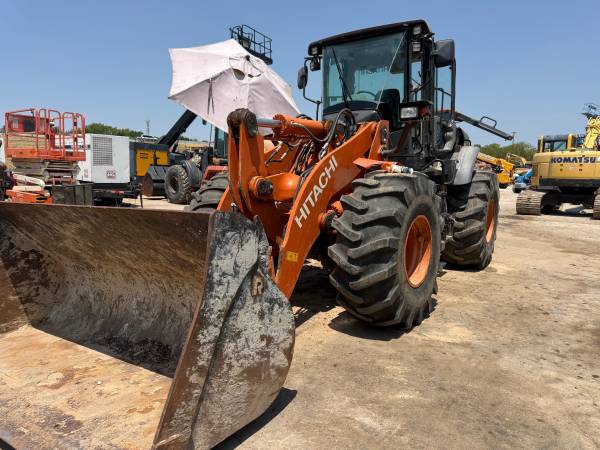 Hitachi LOADER, dovoz USA — foto 1
