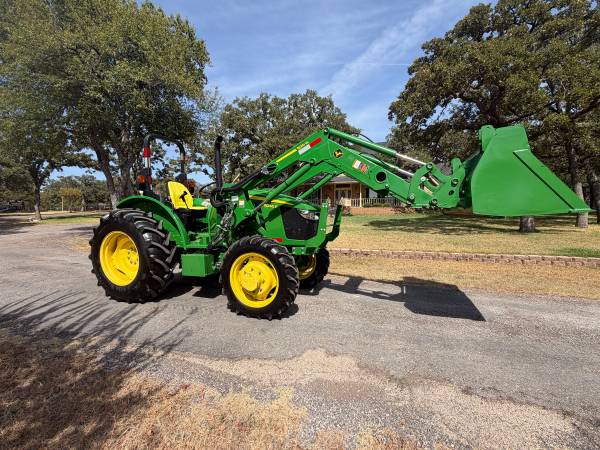 John Deere 5045, dovoz USA — foto 2 z 12