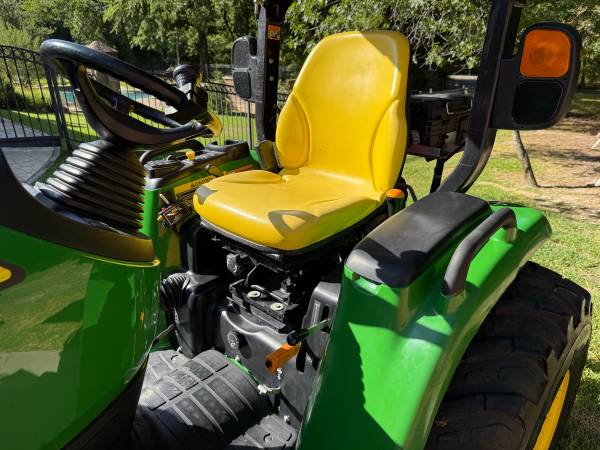 John Deere COMPACT, dovoz USA — foto 10 z 12