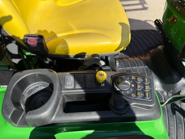 John Deere COMPACT, dovoz USA — foto 11 z 12