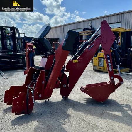 Caterpillar DITCH, dovoz USA — foto 4 z 12