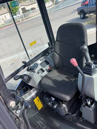 Bobcat E26, dovoz USA — foto 11 z 12