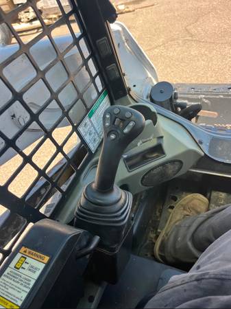 Bobcat S570, dovoz USA — foto 6 z 7