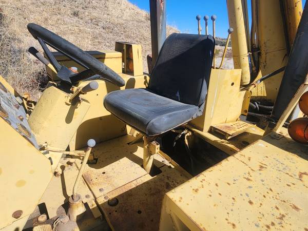 BACKHOE, dovoz USA — foto 5 z 12