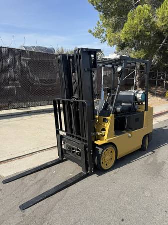 Caterpillar 5000LB, dovoz USA — foto 3 z 9