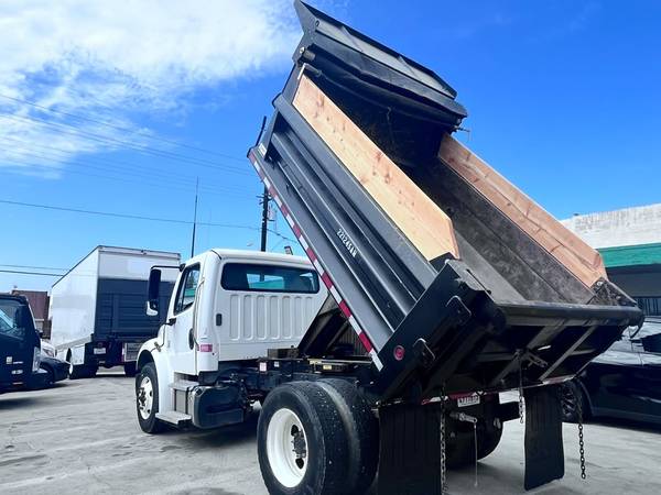 FREIGHTLINER, dovoz USA — foto 7 z 12