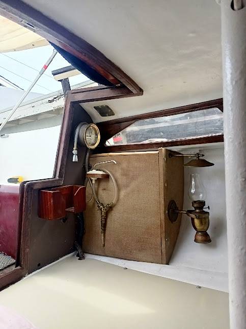 VICTORY 21 SAILBOAT PLUS CUSTOM TRAILER, dovoz USA — foto 8 z 11
