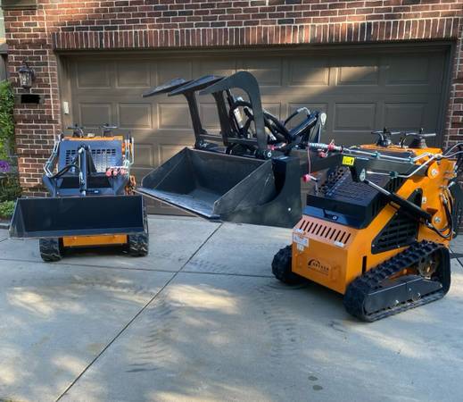Ditch Witch MINI, dovoz USA — foto 1