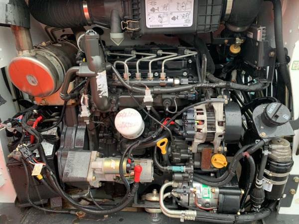 Caterpillar BOBCAT, dovoz USA — foto 9 z 12