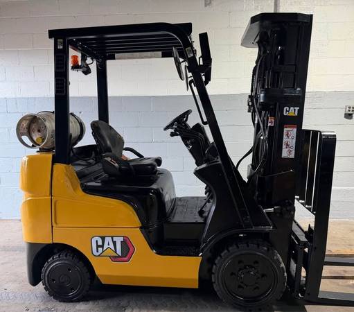 Caterpillar FORKLIFT, dovoz USA — foto 2 z 9