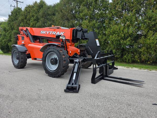 Caterpillar SKYTRAK, dovoz USA — foto 3 z 9