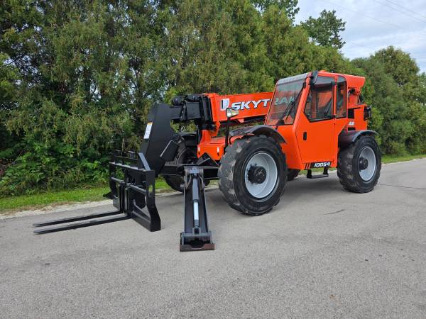 Caterpillar SKYTRAK, dovoz USA — foto 8 z 9