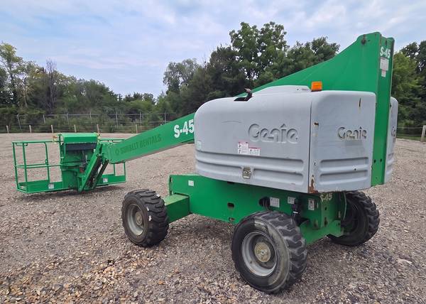 JLG GENIE, dovoz USA — foto 2 z 11
