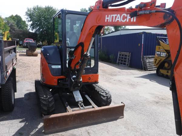 Hitachi 35, dovoz USA — foto 3 z 12