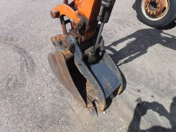 Hitachi 35, dovoz USA — foto 4 z 12