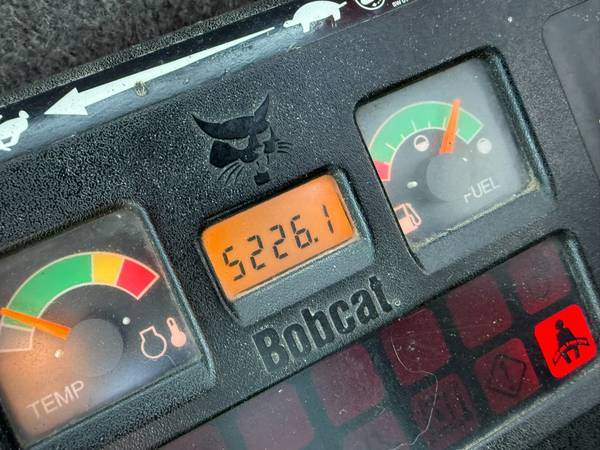 Bobcat 334G, dovoz USA — foto 5 z 12