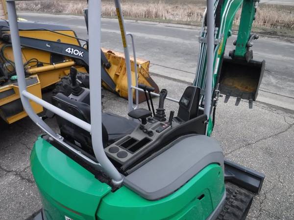 Wacker Neuson EZ26, dovoz USA — foto 9 z 12