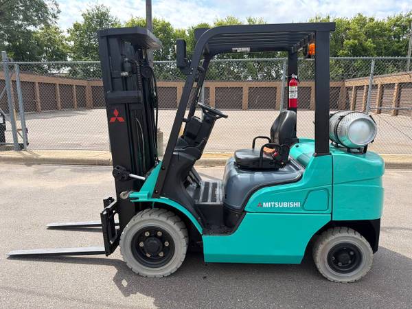 MITSUBISHI, dovoz USA — foto 4 z 6