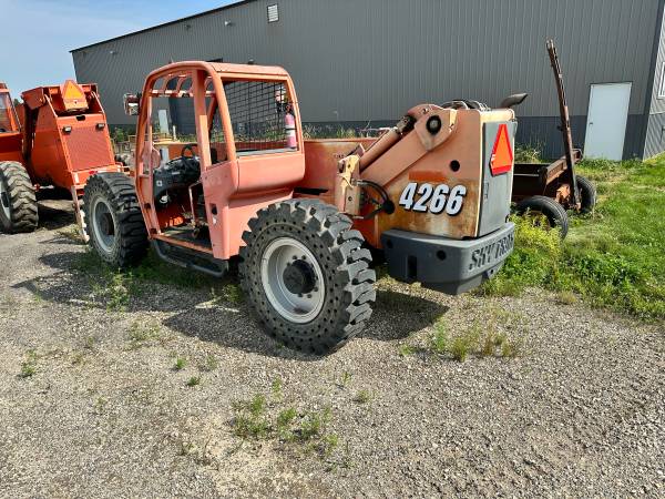 TELEHANDLER, dovoz USA — foto 10 z 12
