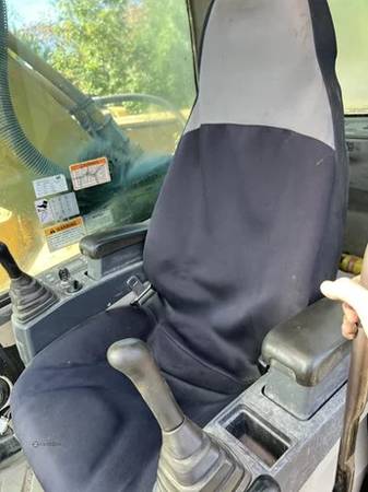 Caterpillar 330C, dovoz USA — foto 7 z 12