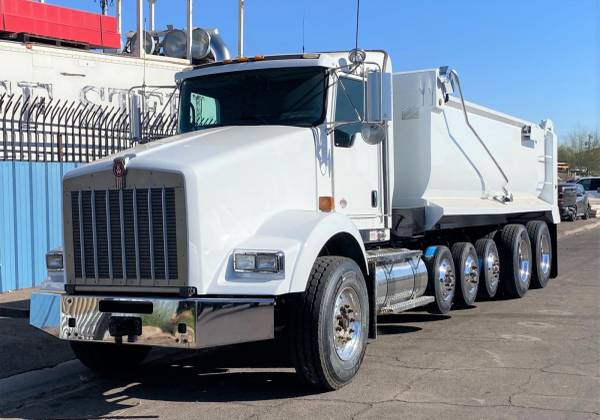 Caterpillar NEW, dovoz USA — foto 2 z 5