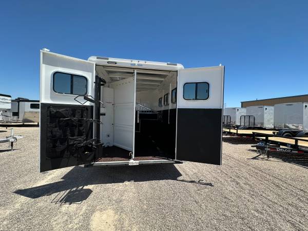 2024 TRAILS, dovoz USA — foto 3 z 12