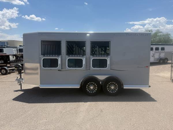 2027 TRAILS, dovoz USA — foto 3 z 12