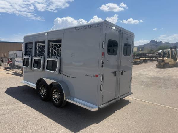2027 TRAILS, dovoz USA — foto 4 z 12