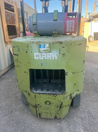 CLARK, dovoz USA — foto 2 z 5