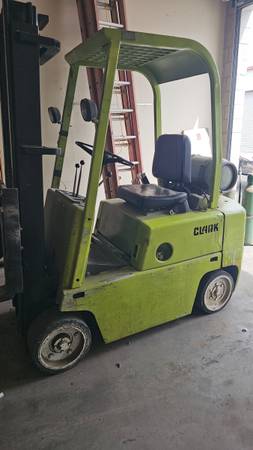 CLARK, dovoz USA — foto 2 z 4