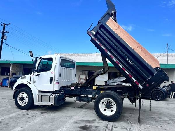 FREIGHTLINER, dovoz USA — foto 6 z 12