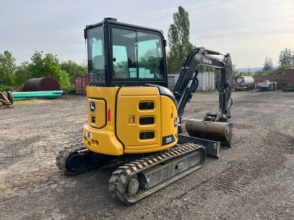 John Deere 35P, dovoz USA — foto 7 z 12