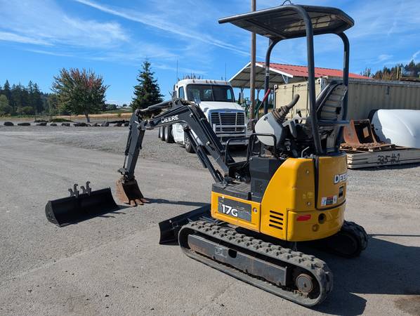 John Deere 17G, dovoz USA — foto 2 z 8