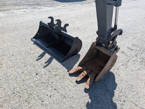 John Deere 17G, dovoz USA — foto 4 z 8