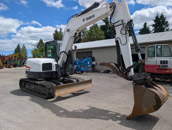 Bobcat E85, dovoz USA — foto 4 z 10